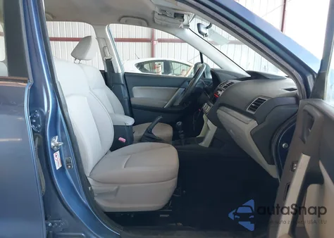 2016 Subaru Forester 2.5I z USA, uszkodzony, nr VIN JF2SJAAC6GG452607